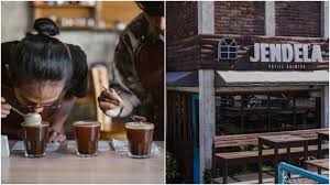 Anak tiri yang tiap hari bergenjotan dengan ibu tirinya. Daftar 13 Kedai Kopi Instagramable Di Semarang Tempatnya Asik Kopinya Enak Harga Bersahabat