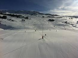 Guides des stations de ski des alpes : Devalez Les Pistes De Baqueira Beret Dans Les Pyrenees Espagnoles Pyrenees Station De Ski Roi D Espagne