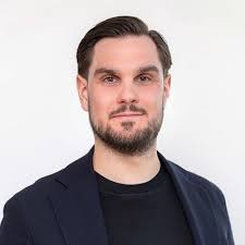 Daniel Lundberg, mäklare i Haninge med 150 omdömen — Hittamäklare