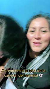 Que buena canción del mundial 🤢🥴🤮SOS Ricky Martín , Shakiraaaaaaa.  #conmihija #tukutakachallenge #tukutaka #mundial2022 #terrible #cantando