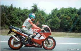 Fotos de yamaha tzr 125. Antara Honda Nsr Yamaha Tzm Suzuki Rgr Dan Kawasaki Ninja Rr Milih Mana Asmarantaka S Personal Blog