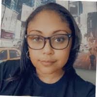 Nadia Kast's Instagram, Twitter & Facebook