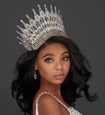 MEET SANIYAH SYMONE SCOTT CEO OF ICONIC LEGENDS APPAREL