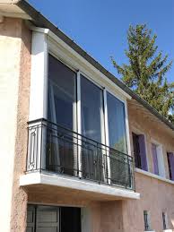 Aménagez votre terrasse et profitez d'un meilleur confort avec les stores ziptrak®. Comment Transformer Son Balcon En Loggia Pour Gagner De L Espace