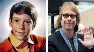 Happy Birthday to Billy Mumy. As a child star he was in everything--from  episodes of BEWITCHED to classic episodes of THE TWILIGHT ZONE & ALFRED  HITCHCOCK PRESENTS. He starred in his own