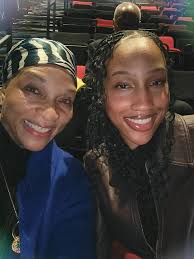 The Mini & I eagerly awaiting for the Christmas show in Philly featuri...