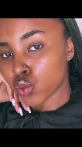 Leila Anderson (@leila_anderson_)