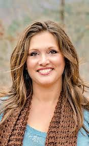 Katy Hare's Instagram, Twitter & Facebook