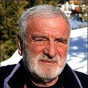 Già perché su questa liscia lavagna di arenaria non certo molto solida, cesare maestri. Cesare Maestri Il Ragno Delle Dolomiti