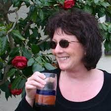 Donna Loftin's Instagram, Twitter & Facebook