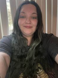 I tried to fix my silkie's hair problems, and it looks like a hippy  hairstyle from the 80's 🤣 (heres the picture of what I did like you  requested, Angelina Rice lol)