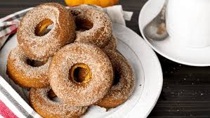 These easy keto cinnamon sugar donuts are the perfectketobreakfast idea, snackidea, or dessert idea! Pumpkin Spice Keto Donuts Primal Kitchen