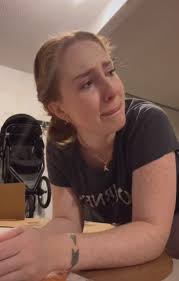 Birthday Girl Only Gets 1 Party RSVP After Losing Mom… Until Strangers Save  The Day!