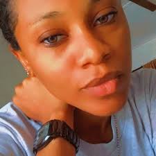 Christiana Damilola updated her...