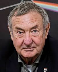 I'm lucky enough to met Nick MASON, Pink-Floyd drummer, who worked