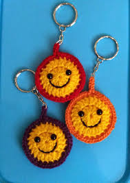 Lonemer Creations Smiley Keyring Pattern Llavero Ganchillo Llaveros Tejidos A Crochet Llaveros Crochet