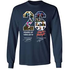 The two became interested in dance music after going to a club in 1992. 26 Years Of Daft Punk Thomas Bangalter Guy Manuel De Homem Christo Signatures Shirt