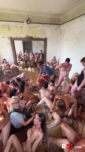 R51 (pt.1) From the Airport to Residence 51