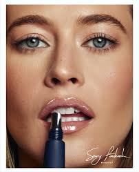 New campaign for @inez out now! 🤍💙🤍 Creative director: @hbs_nyc  Marketing: @norburr_ Production: Tony musso Stylist: # Christie Boschert  Hair and makeup: # Devon Pope Model: @anitahodosi