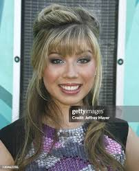 246 Jennette Mccurdy 2009 Stock Photos, High-Res Pictures, and Images