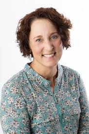 Anne Claus's Instagram, Twitter & Facebook