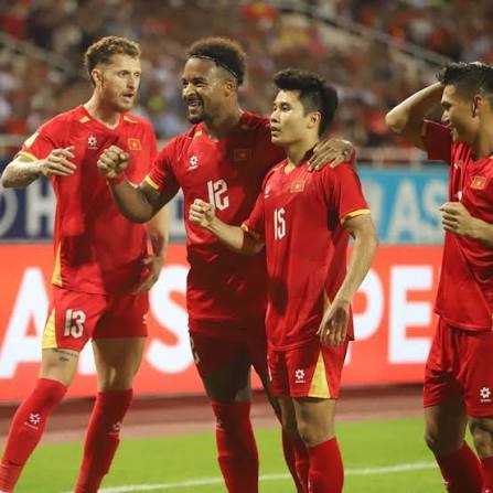 CĐV Malaysia tâm phục khẩu phục, thừa nhận Việt Nam ở đẳng cấp khác