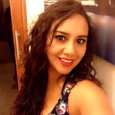 Alejandra Carrera P (@alebelencarrera)