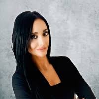 Lauren Giannini's Instagram, Twitter & Facebook