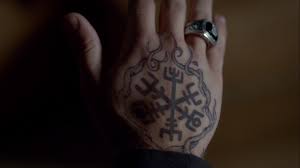Damn it i know this. Runes The Vampire Diaries Wiki Fandom