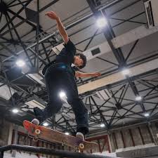 Nyjah huston recovered from a slow start in the men's preliminary street skateboarding competition on day 2 of the tokyo olympics. Ddaw E2r4vdo7m