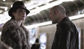 This enables higher ranking hands to be made more often, which for some players makes the game more exciting. Wild Card Film 2015 Moviepilot De