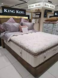 We make sleeping well a luxury you can afford. Springbed King Koil Diskon Dari 90jt Lebih Jadi 38jtaan Perlengkapan Rumah 805166563
