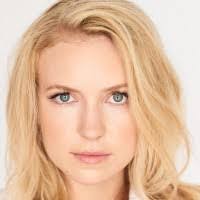 Odette Adams's Instagram, Twitter & Facebook