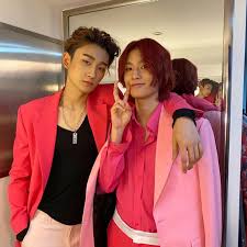 Free itunes plus aac m4a. 2z On Twitter In 2021 Pretty People Photoshoot Red Leather Jacket