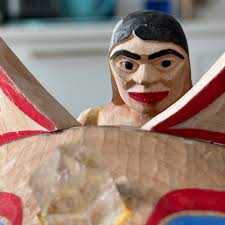 I don't use the term often or lightly but in my mind this is a  “masterpiece”. I asked Raymond Shaw to create a gikiwe' (chief headdress)  for my potlatch with 'Na̱mxiyalegiyu at