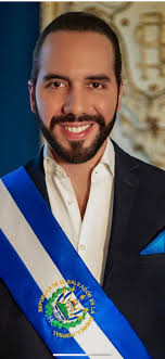 Trabajamos en la estabilización de base previo a la colocación de carpeta  asfáltica en calle hacia Termos del Río, Ciudad Arce. 🚜🇸🇻