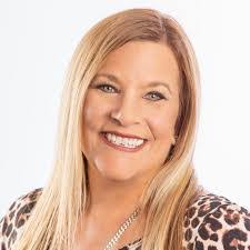 Lynn Reddy's Instagram, Twitter & Facebook