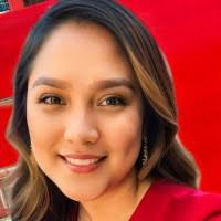 100+ perfiles de «Layla»