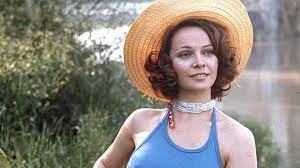 Scopri di più giorno dopo giorno. Muore Laura Antonelli L Attrice Aveva 73 Anni Il Tirreno