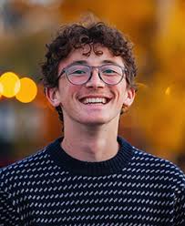 UM-Bound Students Earn Prestigious Provost, Dean's Scholarships