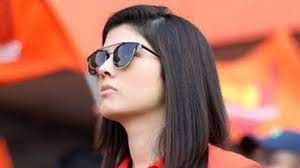 At the bowling favorable pitches at chennai pitch delhi's inform opening duo started well with attacking approach as prithvi shaw and shikhar dhawan scored 81 runs for first wicket. Ipl 2021 Meet Kaviya Maran The Sunrisers Hyderabad Mystery Girl That Got Netizens Talking On Social Media