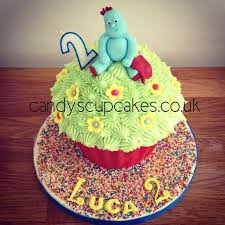 Pin On Candys Cupcakes Work