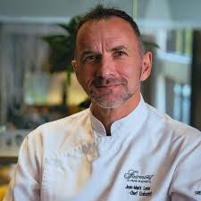 Mark Reine's Instagram, Twitter & Facebook