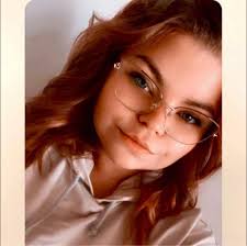 Czy dylu dylu na badylu to to samo co fiku miku na patyku😋😋🤓