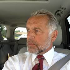 Chuck Lowe (@CdlChuck)