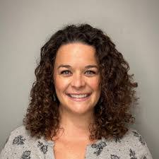 Amber Lastinger's Instagram, Twitter & Facebook