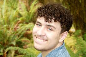 Kentridge senior awarded Don Barrows Memorial Scholarship by Federal Way  Chorale