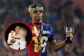 Una invitada a la fiesta de Lamine Yamal publica foto con él y todos dicen  lo mismo