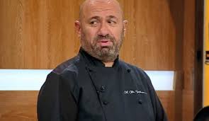 Vous pouvez l'utiliser pour garnir une assiette, décorer un plateau de fruits ou simplement pour épater la galerie. SÄƒ Vezi Transferuri In BucÄƒtÄƒrie Chef ScÄƒrlÄƒtescu Are EchipÄƒ De Titlu La Chefi La CuÈ›ite In AceastÄƒ SearÄƒ 20 30 Antena 1 Antena Sport
