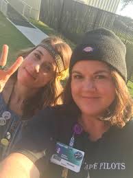 Laura Touchstone (@LTouch_10)